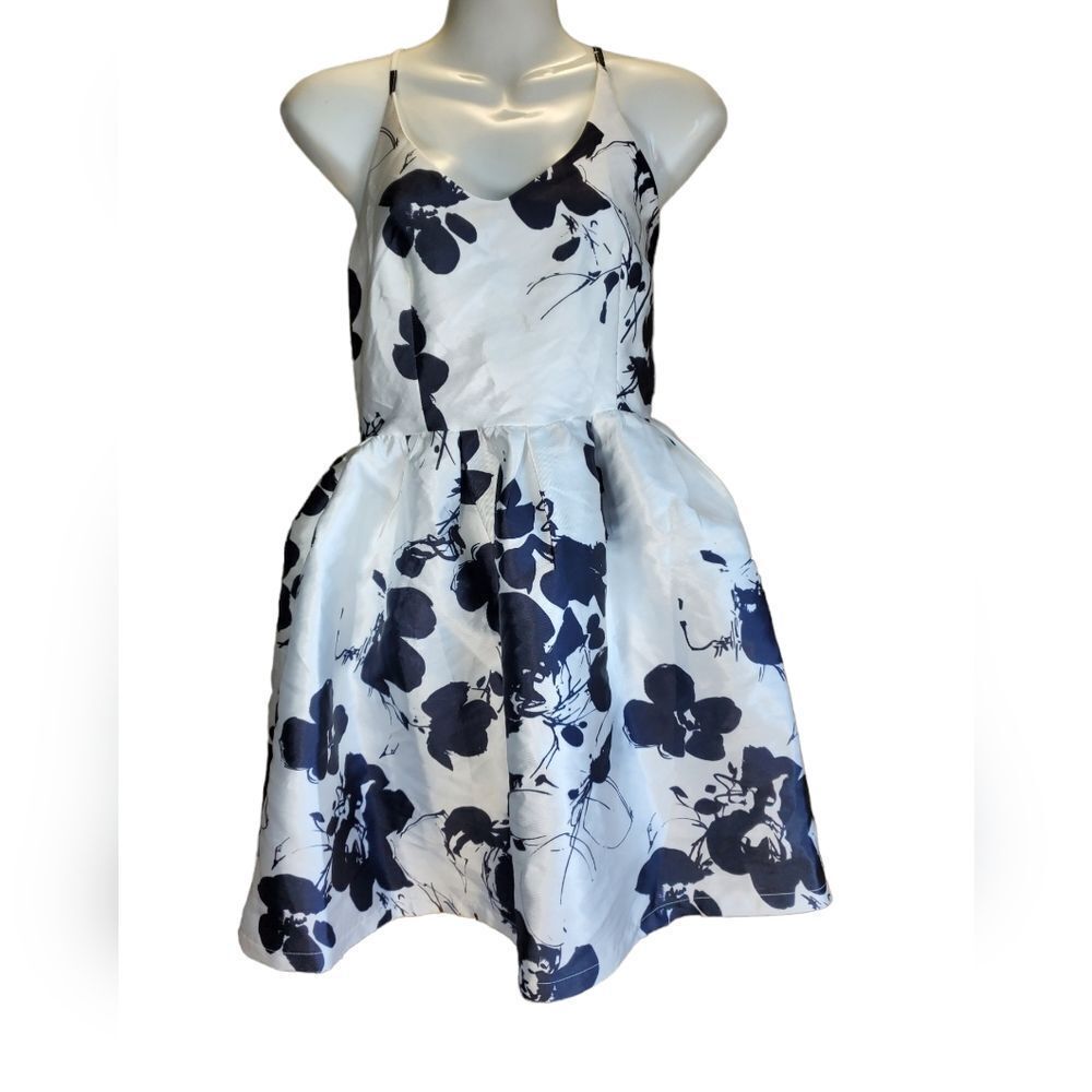 L"ATISTE BY AMY floral cocktail dress M - Picture 3 of 11